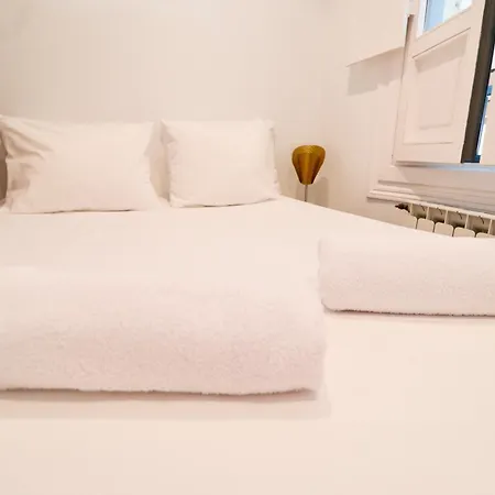 Plaza Consti, Heart Of The Old Town Apartmán